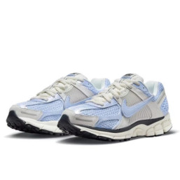 Nike Zoom Vomero 5 Royal Tint Photon Dust 2