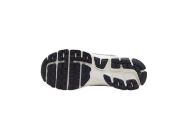 Nike Zoom Vomero 5 Photon Dust Metallic Silver