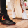 Die Wahl der Sneaker für eine Hochzeit